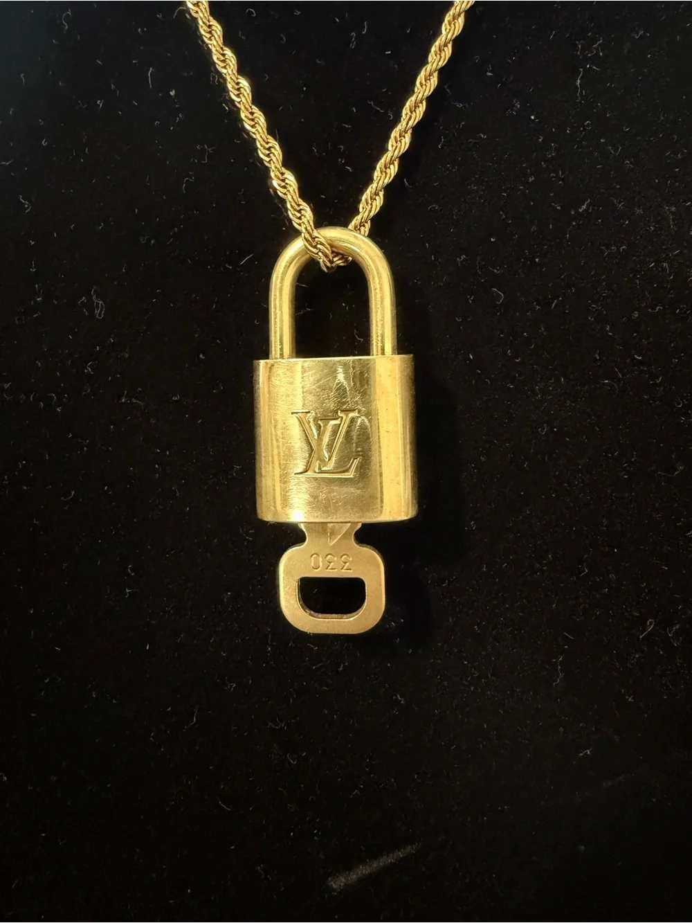 Louis Vuitton features tone